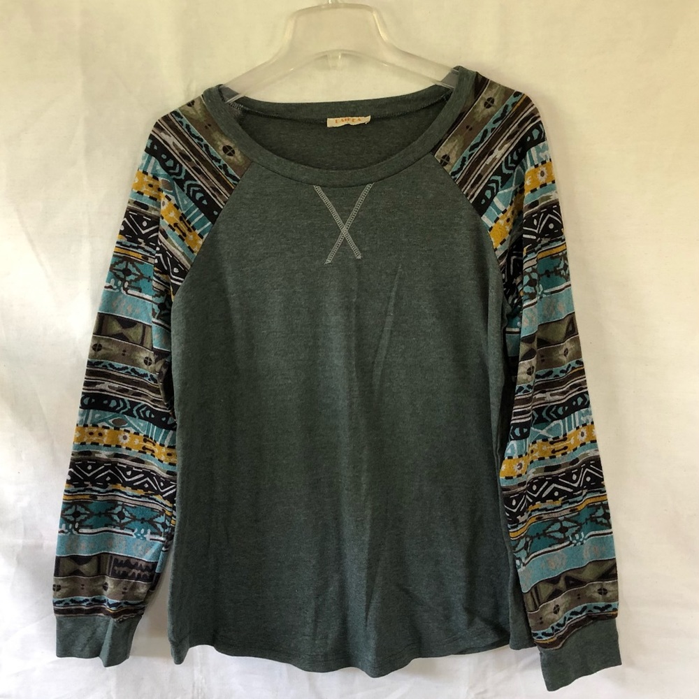 Balkea “baseball style” long sleeve tee